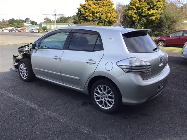 Toyota Blade - AZE156 2007-2012