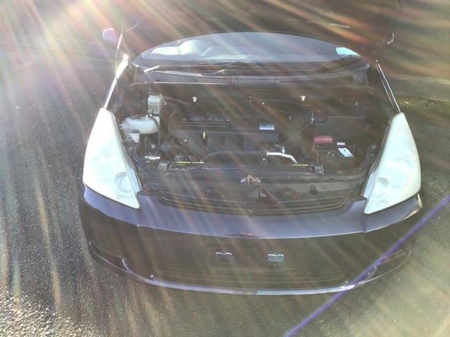 Toyota Wish - ZNE10G