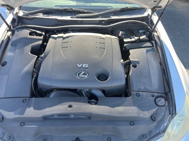 Lexus IS250 - GSE20 05-13