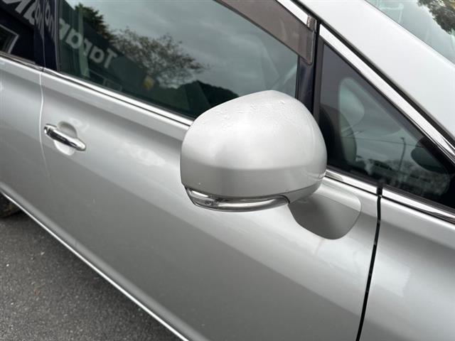 Toyota Mark X - ZiO ANA10 07-13