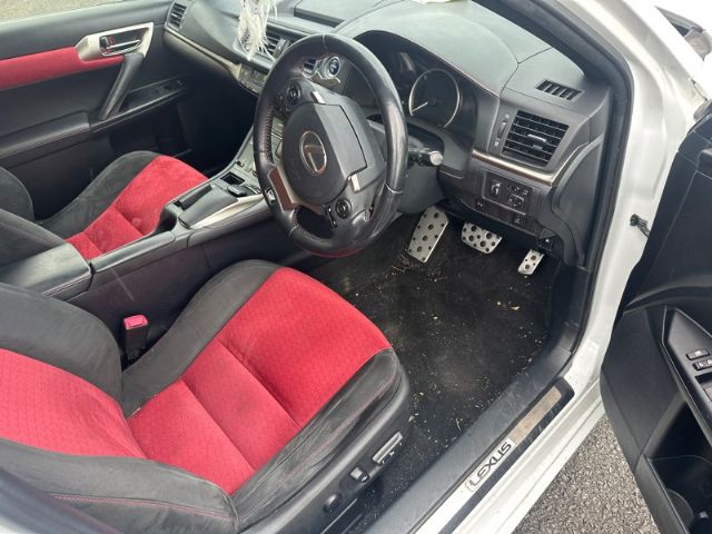 Lexus CT200H - ZWA10