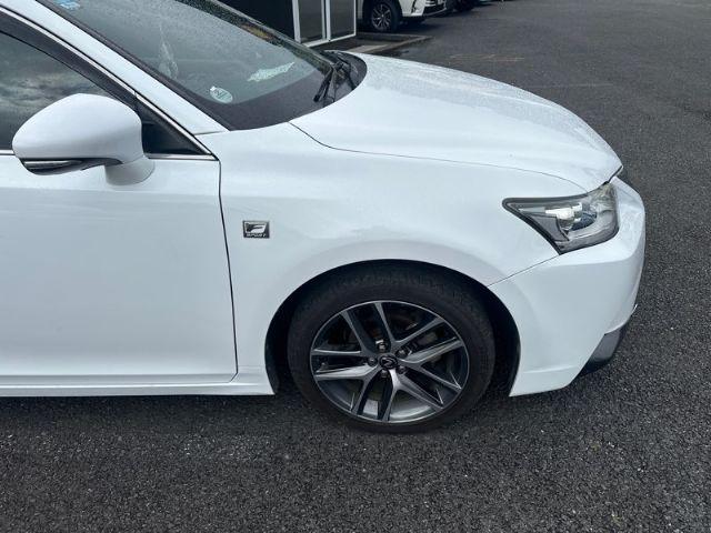 Lexus CT200H - ZWA10