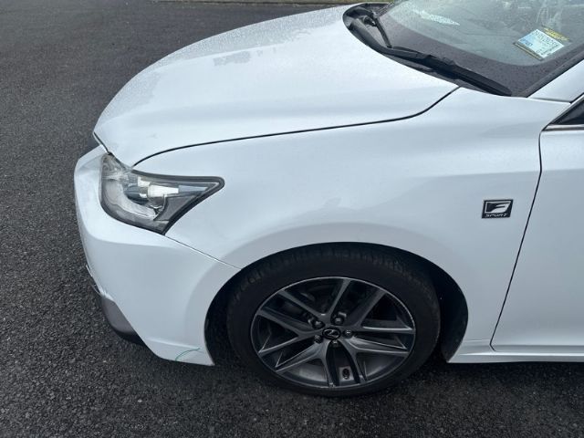 Lexus CT200H - ZWA10