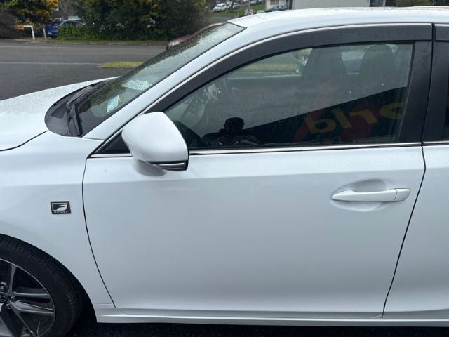 Lexus CT200H - ZWA10