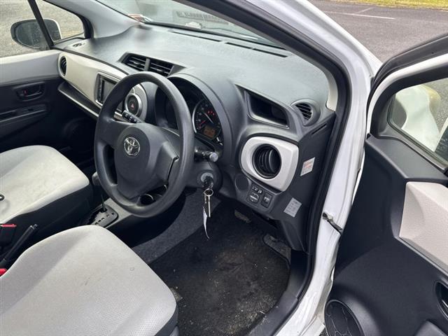 Toyota Vitz - NSP130