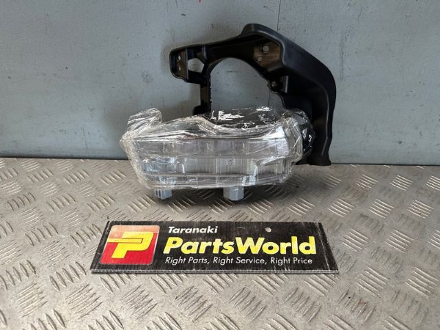 L Daytime Running Light