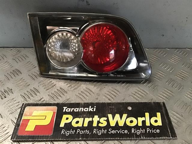 L Tailgate Light