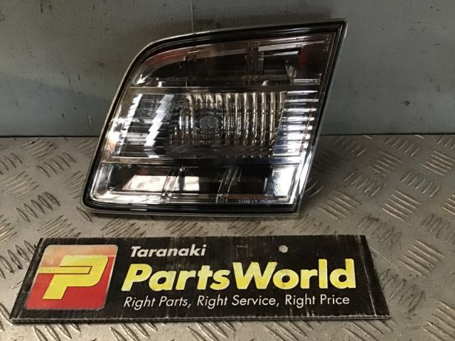 R Tailgate Light