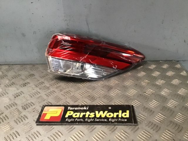 R Tail Light (led)