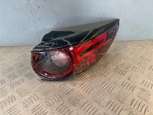 R Tail Light (led)