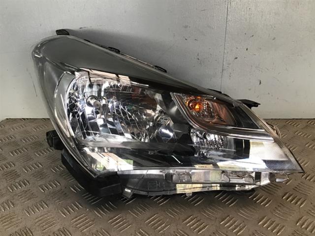 R Headlight (halogen)