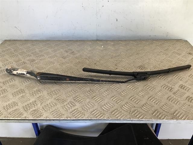 Lf Wiper Arm