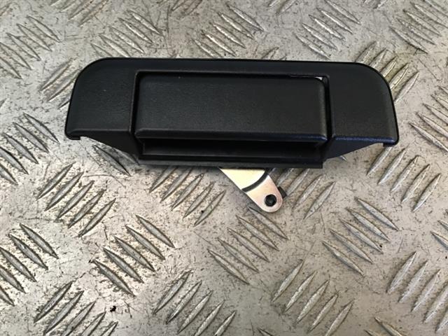 Tailgate Handle Outer