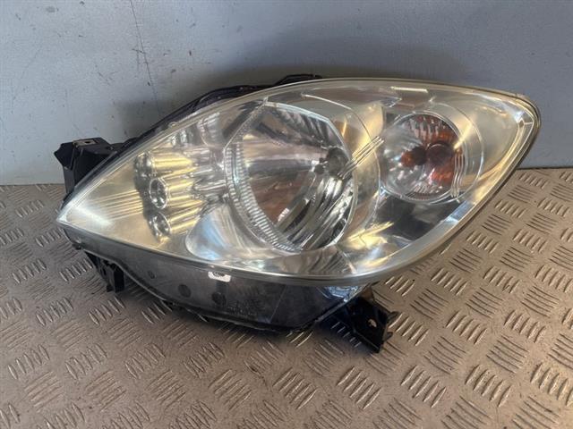 L Headlight