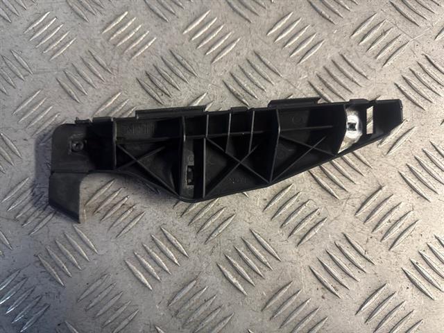 Lf Bumper Retainer