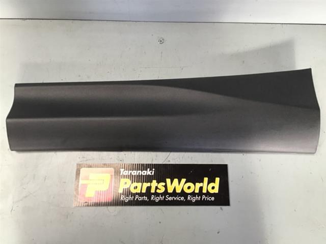 Lr Lower Door Moulding
