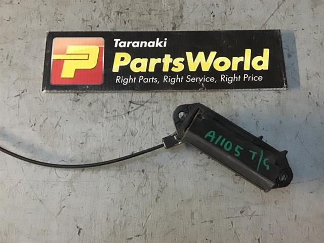 Tailgate Handle Outer