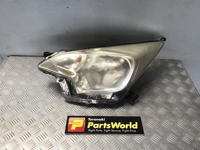L Headlight (halogen)