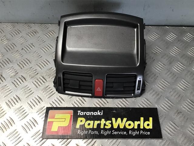 Dash Vent Surround Centre