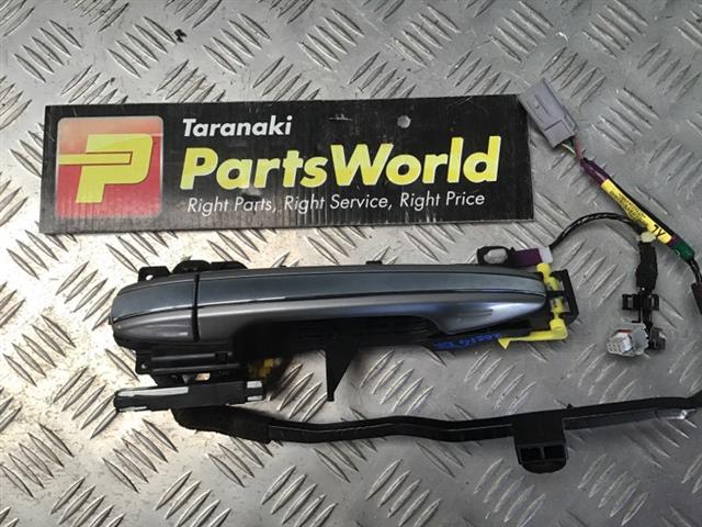 Lf Door Exterior Handle (smart Button) Type
