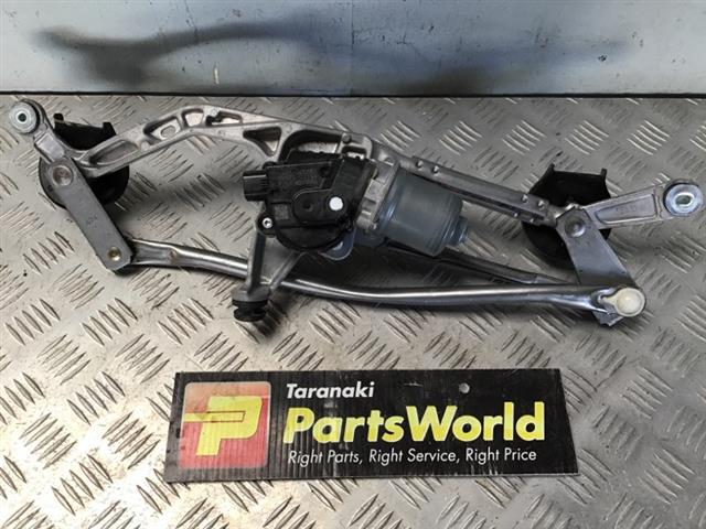Front Wiper Rack Assy