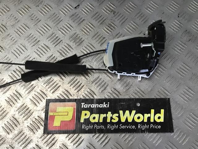 Lr Door Lock Mechanism