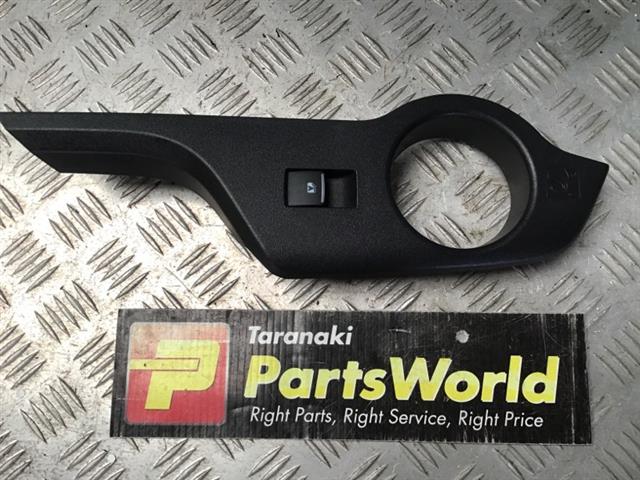 Lr Window Switch