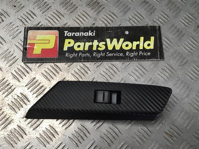 Lr Window Switch
