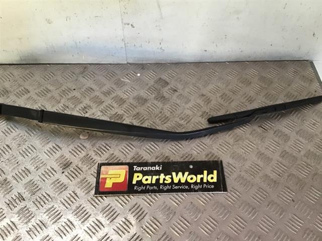 Lf Wiper Arm