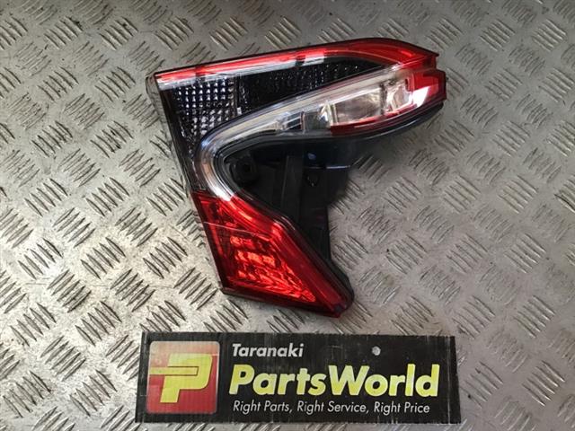 L Tailgate Light