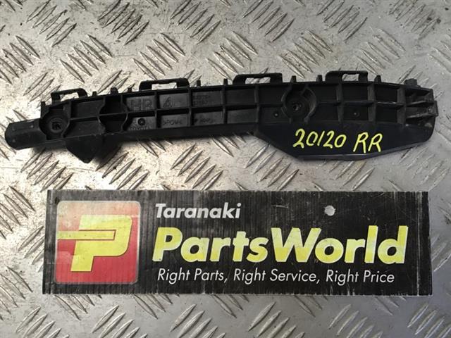 Rr Bumper Retainer