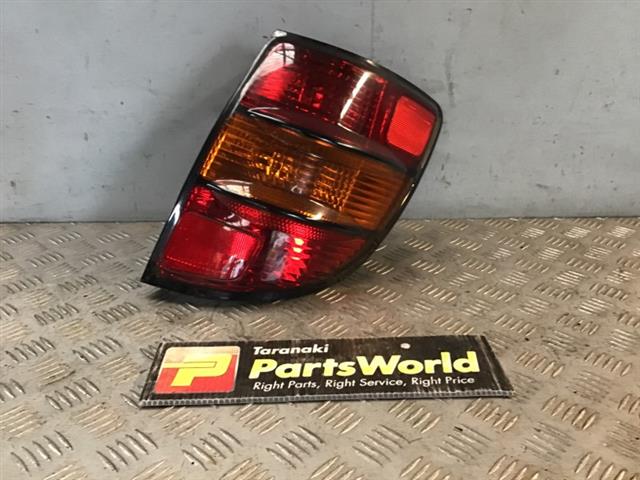 R Tail Light
