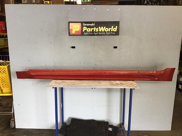 L Side Skirt