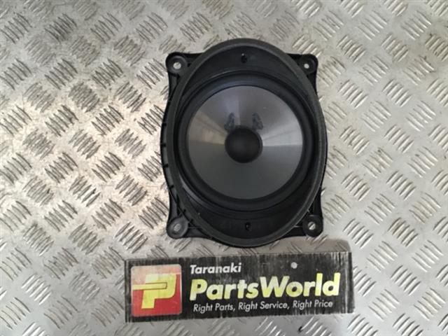 Lf Door Trim Speaker Pod