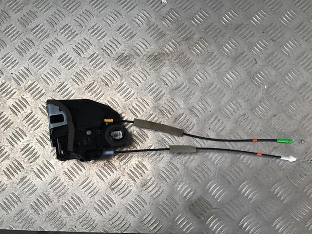Lr Door Lock Mechanism