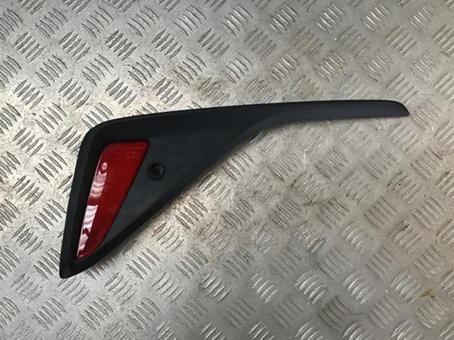 Lr Bumper Reflector