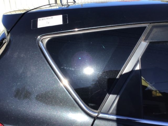 Rr Cargo Glass