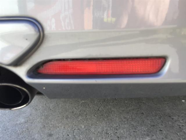Lr Bumper Reflector