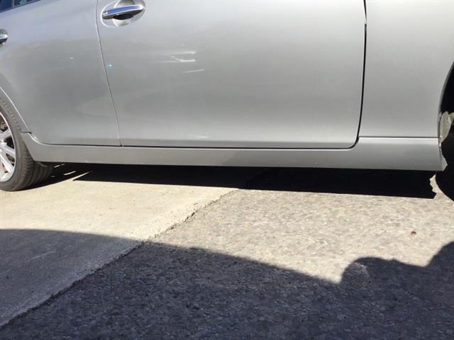 R Side Skirt