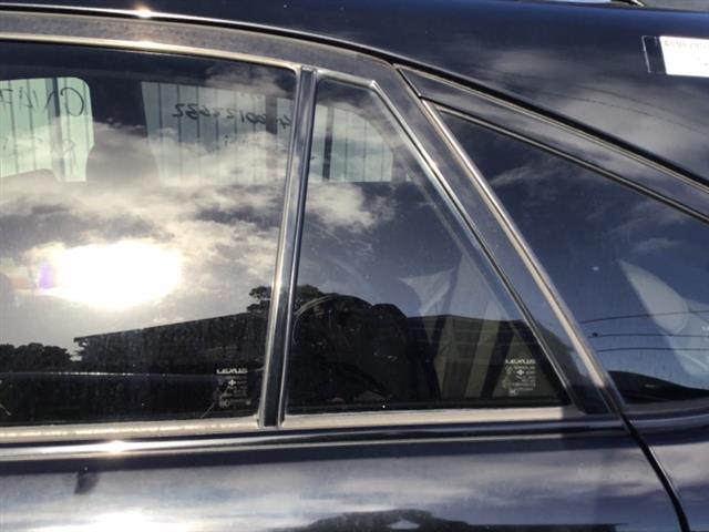 Lr Door Quarter Glass