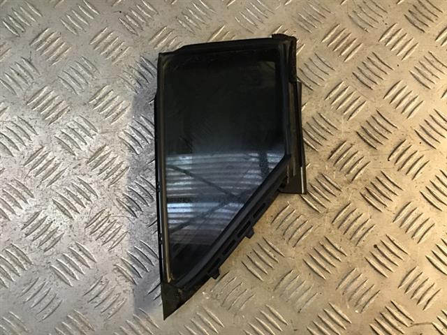 Lr Door Quarter Glass