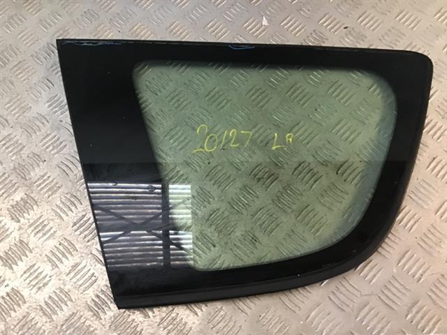 Lr Cargo Glass