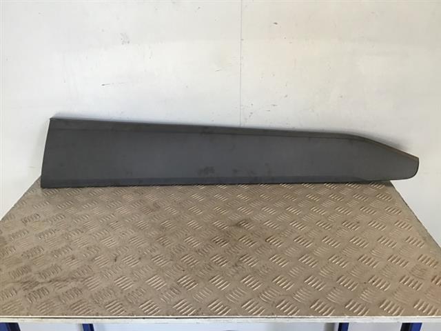 Rf Lower Door Moulding