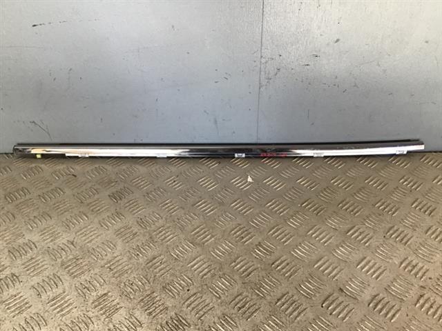 Lr Door Weather Strip Mould