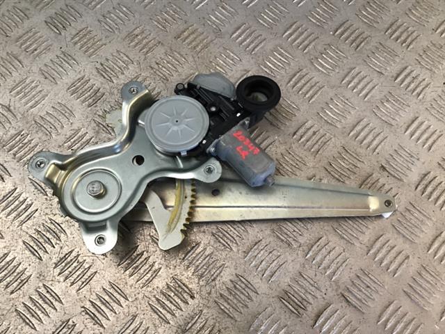 Lr Door Elec Regulator