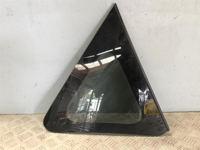 Rr Cargo Glass