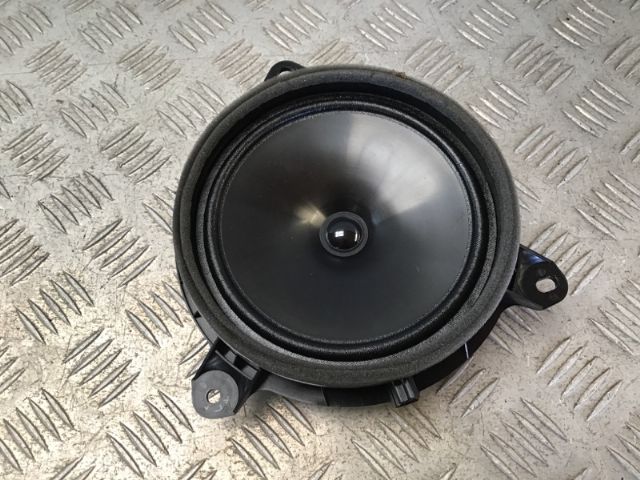 Rear Speakers