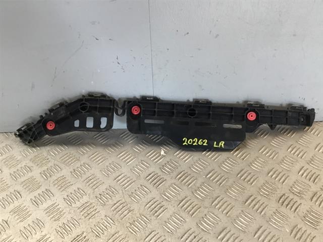 Lr Bumper Retainer