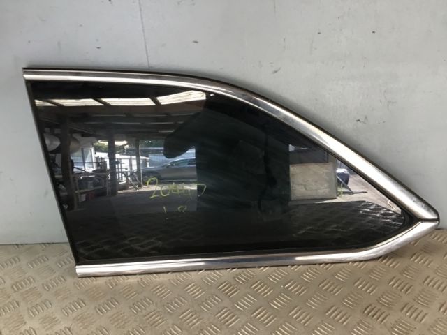 Lr Cargo Glass