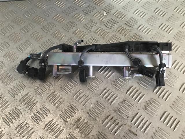 Fuel Injector Rail